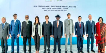 وزيرة التخطيط  تُلقي كلمة مصر في الجلسة الرئيسية لاجتماع مجلس محافظي البنك بجنوب أفريقيا