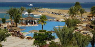 الوادي العالمية تصدر توضيحًا بشأن حجز “إنكوليس” على فندق جراند بيراميدز