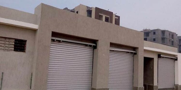 بيع محال تجارية بمناطق مختلفة بمدينة برج العرب الجديدة.. واستكمال أعمال الطرق بالمدينة