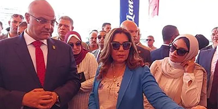 وزيرة التنمية المحلية تفتتح معرض «صنع فى القليوبية» لمنتجات المنطقة الاستثمارية ببنها