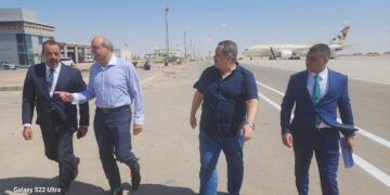 وزير الطيران المدني فى جوله مفاجئه بمطار العلمين الدولي للتأكد من جاهزية المطار