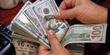 أسعار الدولار في مصر اليوم الأحد