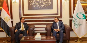 “رئيس البريد المصري”.. يستقبل “نائب وزير الخارجية للهجرة وشئون المصريين بالخارج”.. لبحث سبل التعاون المشترك