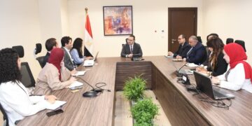 نائب رئيس “المجتمعات العمرانية” يتفقد سير العمل بوحدات المبادرة الرئاسية “سكن لكل المصريين” بـ”العلمين الجديدة”