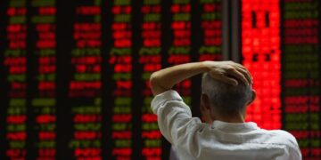 تراجع الأسهم الصينية رغم آمال خفض أسعار الفائدة