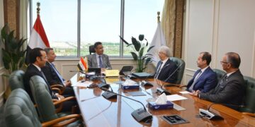 وزير التموين يجتمع برئيس الشعبة العامة للذهب والمجوهرات ورئيس البورصة المصرية للسلع