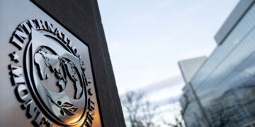 صندوق النقد يتوقع ارتفاع نمو اقتصاد مصر إلى 5.1% العام المالي المقبل