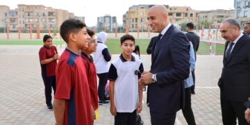 وزير التربية والتعليم يجري زيارة لمدرسة النيل الدولية بالشيخ زايد