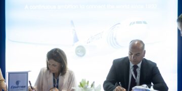 مصر للطيران توقع عقد خدمات أرضية مع شركة A Jet التركية خلال معرض مصر الدولى  