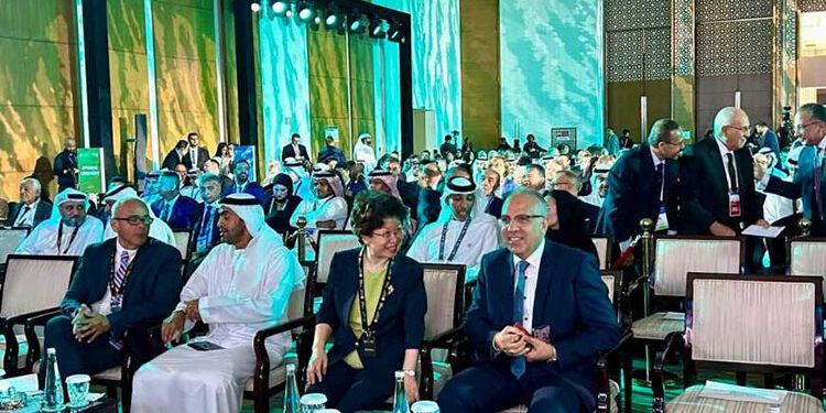 وزير الري يشارك في “المنتدى العربى السادس للمياه”