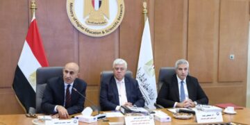 وزير التعليم العالي يرأس اجتماع المجلس الأعلى للجامعات بالعاصمة الإدارية