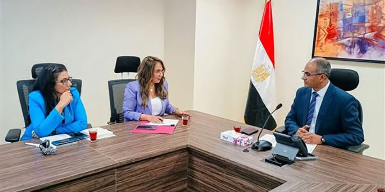 الإسكان والتخطيط تبحثان أفضل آليات التمويل للمشروعات القومية