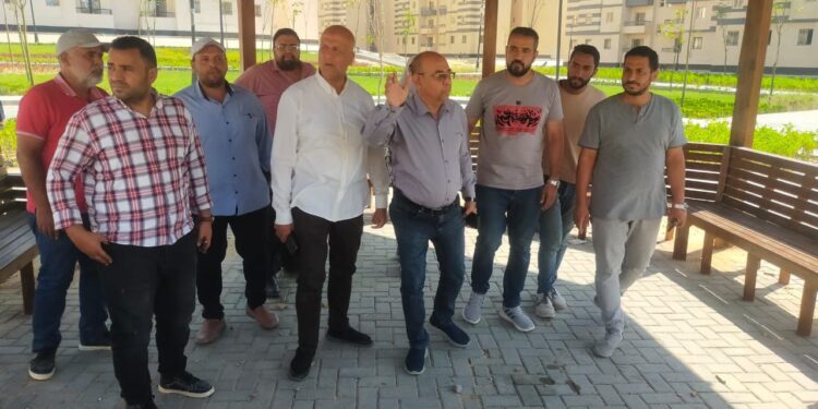 مسئولو ” الإسكان ” يتفقدون وحدات المبادرة الرئاسية ” سكن لكل المصريين ” والخدمات بمدينة أكتوبر الجديدة