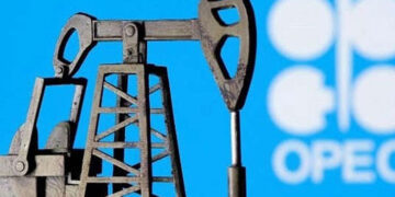 الإمارات و7 دول في “أوبك+” تمدد تخفيضات الإنتاج الطوعية الإضافية