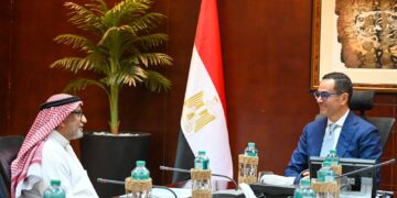 وزير الاستثمار  يلتقي رئيس مجموعة عبد المحسن الحكير القابضة لبحث مشروعات المجموعة بالسوق المصري وتوسعاتها المستقبلية