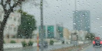 غدا.. انخفاض طفيف بالحرارة وفرص أمطار ببعض المناطق والعظمى بالقاهرة 30 درجة
