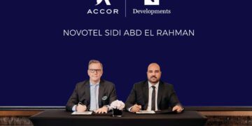 كيو للتطوير توقع مع أكور العالمية لإدارة وتشغيل فندق نوفوتيل الساحل الشمالي