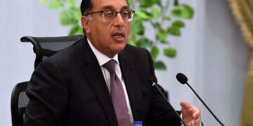 رئيس الوزراء يستعرض تقريرا حول نشاط صناديق الاستثمار في الذهب خلال  شهري يوليو وأغسطس