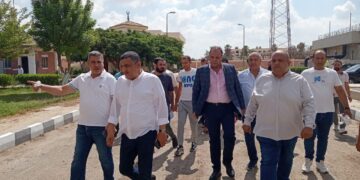 مساعد نائب رئيس هيئة المجتمعات العمرانية يتفقد محطات مياه الشرب والصرف الصحي بمدينة الصالحية الجديدة