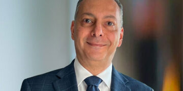 أكرم رضا رئيساً تنفيذياً وعضواً منتدباً لشركة “إي هيلث”  الشقيقة لمجموعة “إي فاينانس”