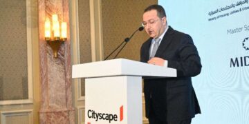 وليد عباس: أدعو جميع المستثمرين لاغتنام الفرص الواعدة التي يوفرها سوق العقارات المصرية