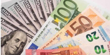 أسعار العملات في مصر اليوم الاحد