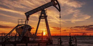 75.73 دولار للبرميل..تعرف على أسعار النفط بالأسواق العالمية