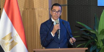 وزير الاستثمار يُعلن ملامح البرنامج الجديد لرد أعباء الصادرات