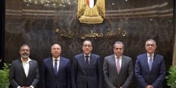 شركة العاصمة توقع مع “موانىء دبي العالمية” لدراسة تطوير منطقة حرة عامة بالعاصمة الإدارية