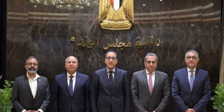 شركة العاصمة توقع مع “موانىء دبي العالمية” لدراسة تطوير منطقة حرة عامة بالعاصمة الإدارية