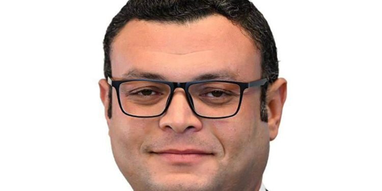 وزير الإسكان: دفع العمل بأعمال ترفيق الأراضي والخدمات والتطوير بسوهاج الجديدة