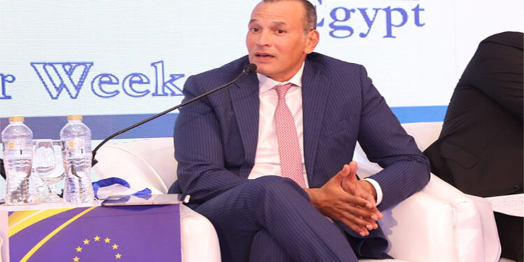 المهندس محمد محلب: استدامة مشروعات البنية التحتية لمحطات المياه تتطلب تحفيز شركات المقاولات المحلية وآليات وضوابط واضحة للتنفيذ