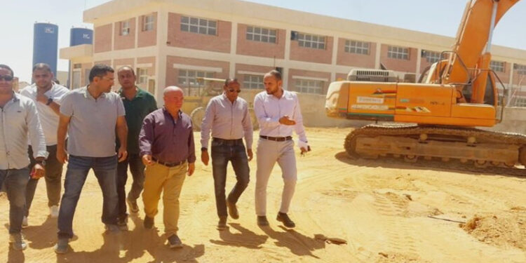وزير الإسكان يتابع مشروعات مياه الشرب والصرف الصحي والصناعي الجاري تنفيذها بمدينة بدر