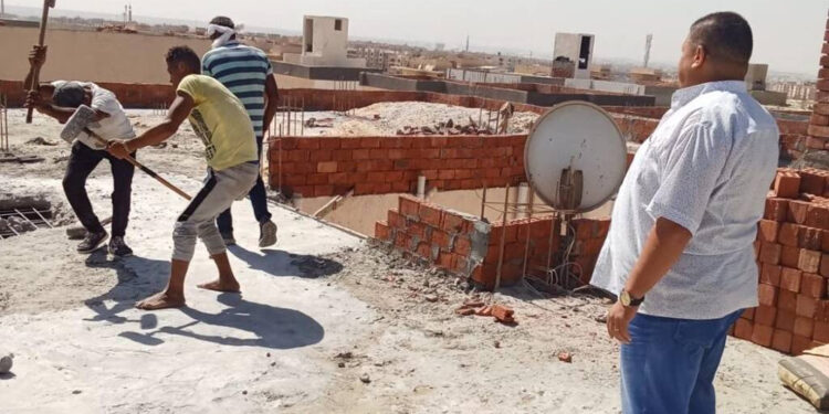 “الإسكان”: إيقاف أعمال مخالفة وإزالة فورية لمخالفات بناء وتعديات بمدينة 6 أكتوبر