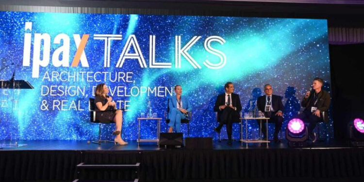 «إنفنيتي تاورز» تتسلم جائزة أفضل برج تجاري وأفضل برج إداري في مصر وأفريقيا لعام 2024-2025