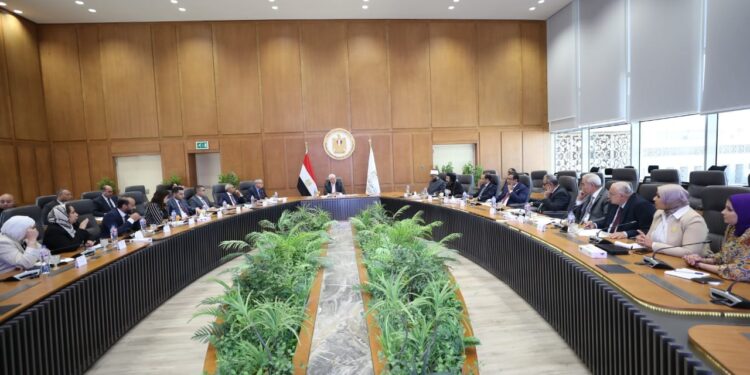 وزير التعليم العالي يرأس الاجتماع التنسيقي لتنظيم المُنتدى الدولي  لمكتبة الإسكندرية