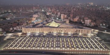 افتتاح محطة قطارات صعيد مصر ببشتيل: إضافة جديدة لتاريخ حسن علام الثري