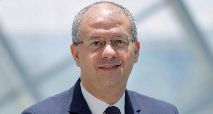 المصرية للاتصالات تعين وائل حنفي نائباً للرئيس التنفيذي للشئون المالية