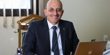 علاء فكري :توسع السوق العقاري وزيادة عدد الشركات يحتم أتخاذ اجراءات عاجلة للتنظيم