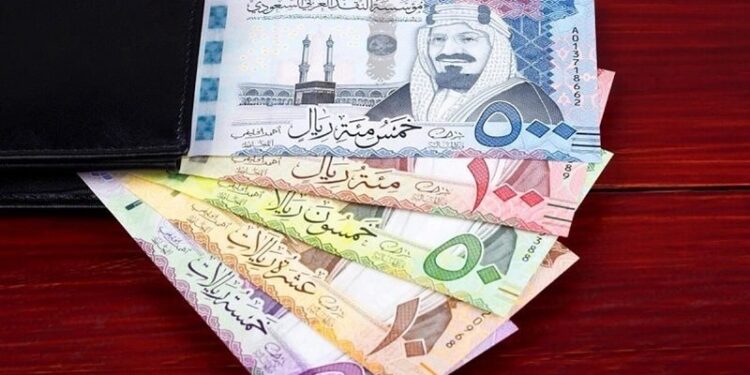 سعر الريال السعودي أمام الجنيه اليوم الخميس