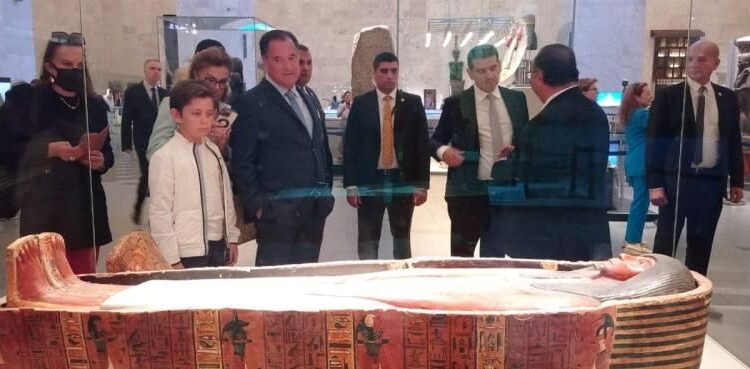 المتحف القومي للحضارة المصرية يشهد سلسلة من الزيارات الرسمية خلال اليوميين الماضيين