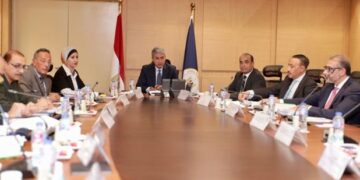 وزير السياحة والآثار يترأس اجتماع مجلس إدارة المجلس الأعلى للآثار