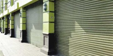 الإسكان: طرح محال تجارية بمنطقة مطار إمبابة وسوهاج الجديدة للبيع بالمزاد العلني