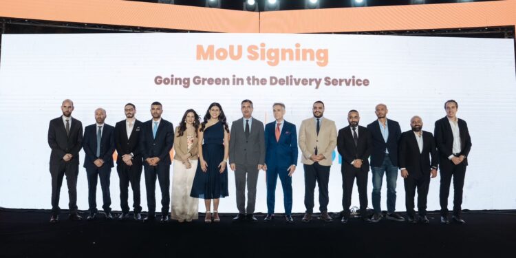 وزير التموين يعلن عن دمج الشركات الافتراضية في القطاع الرسمي بحفل طلبات