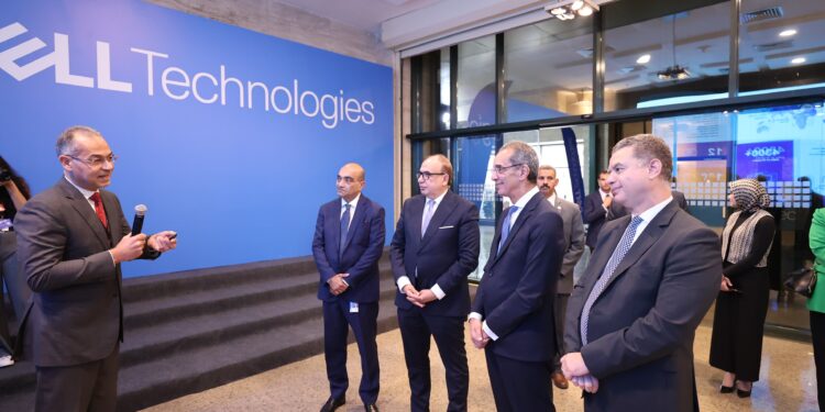 يزور مركز تميز شركة دل تكنولوجيز Dell Technologies الأمريكية الرائدة عالميا في مجال التكنولوجيا