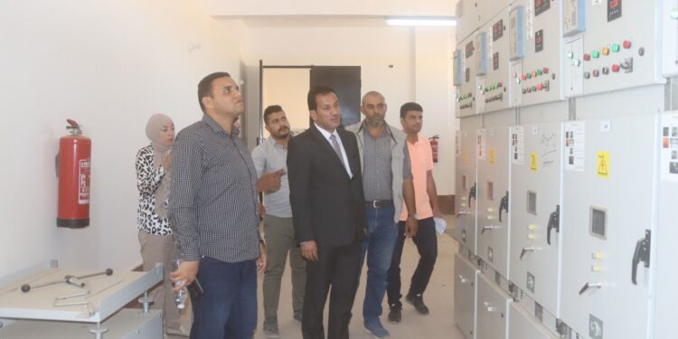 وزير الإسكان: إطلاق التيار الكهربائي بـ5 موزعات جديدة تخدم 710 أفدنة بالمنطقة الصناعية بالعاشر من رمضان