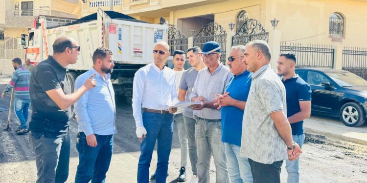 وزير الإسكان يتابع سير العمل بمنظومة الطرق والنقل الجماعي بعددٍ من المدن الجديدة