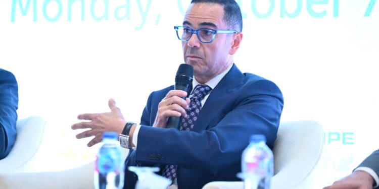 وزير الاستثمار: الحكومة تسعى إلى جذب المزيد من الاستثمارات وتعزيز دور القطاع الخاص كمحرك رئيسي للنمو الاقتصادي