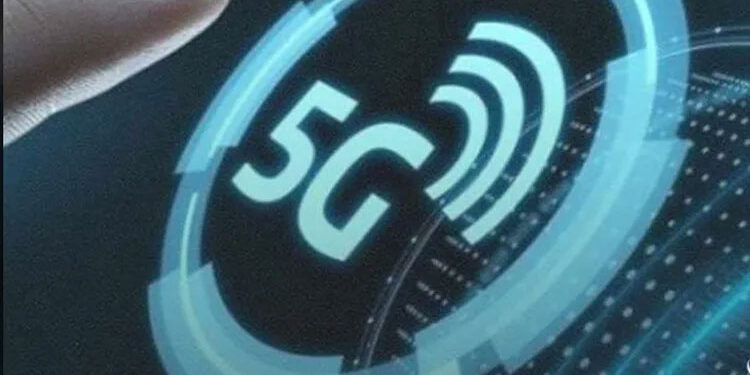 شركات المحمول تكشف أسباب ظهور إشارات الجيل الخامس فى بعض الهواتف