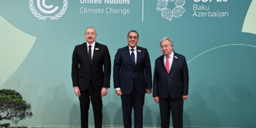 رئيس الوزراء يشارك في الجلسة الافتتاحية لقمة المناخ في “كوب 29” بأذربيجان